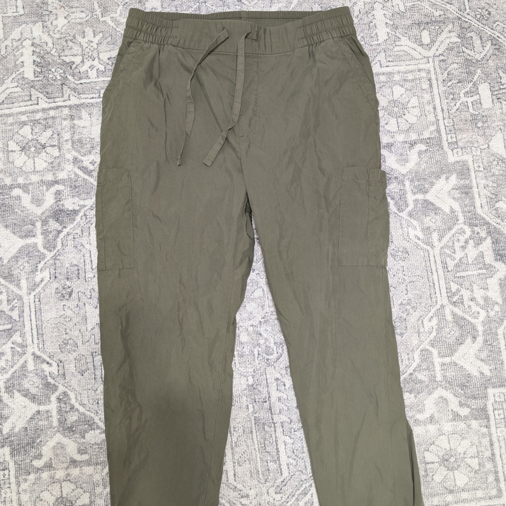Old Navy Army Green High Rise Tapered Jogger Stone Wall Womans Size Medium